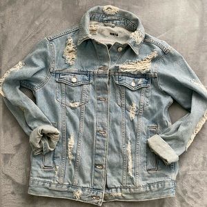 Distressed jean jacket Topshop